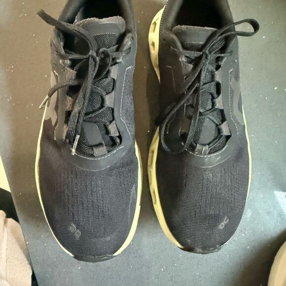 ON Men\'s Black and Yellow Athletic Shoes main image 6